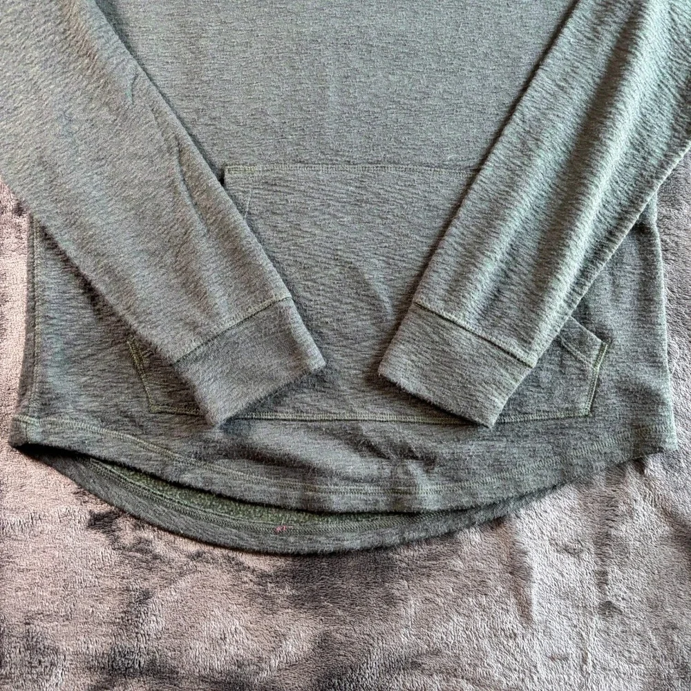 Levi's Mens Polyester Rayon Hoodie Pullover Curved Hem Small Green